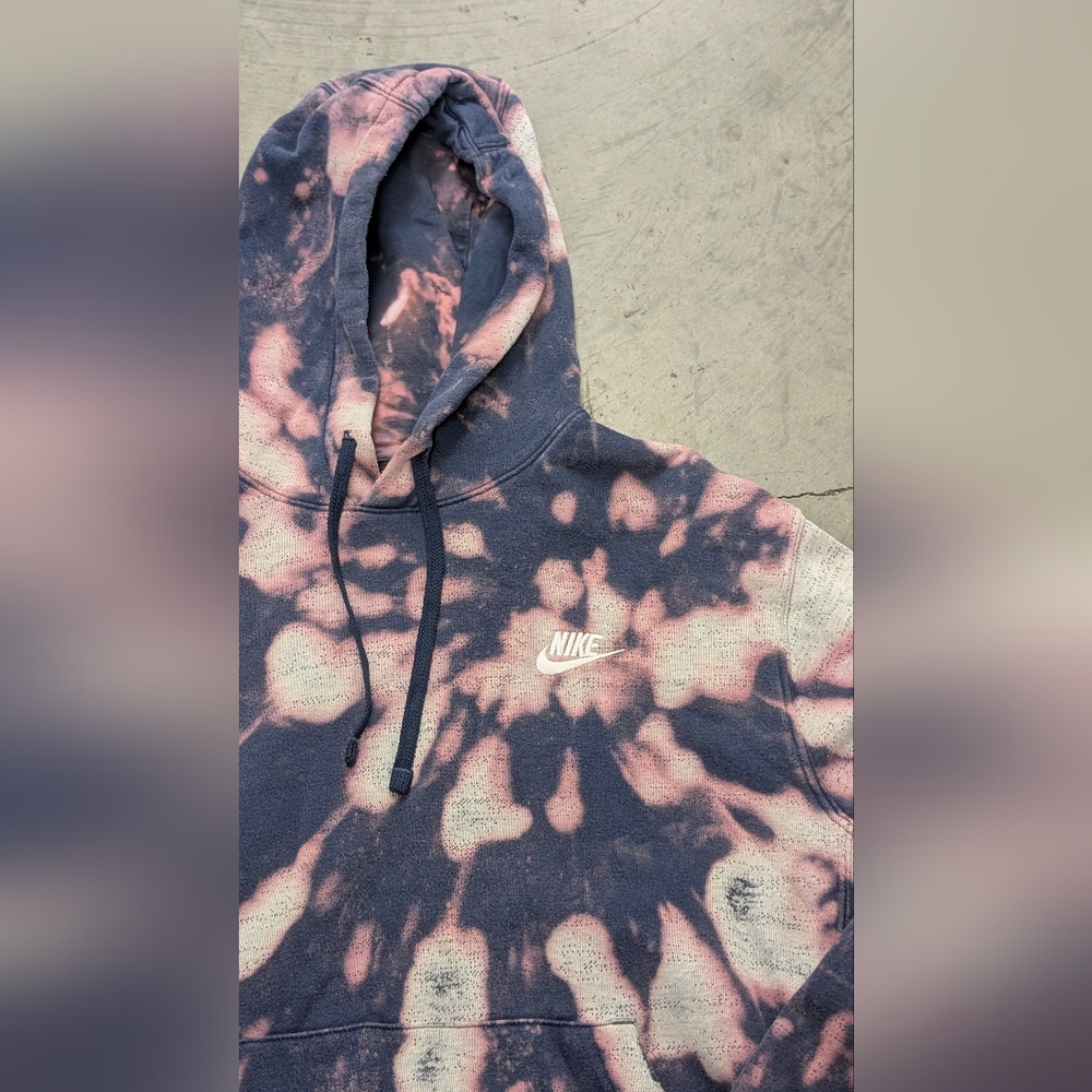 Nike Tie-Dye Hoodie, Medium